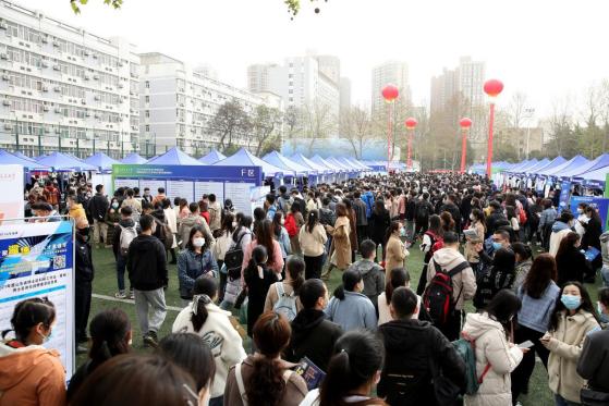 “火爆”！最近，730余家国防军工集团、500强等单位直奔西安交大“抢人”！