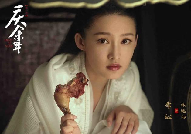 还记得《花开半夏》的她吗？如今已经是虎扑女神了