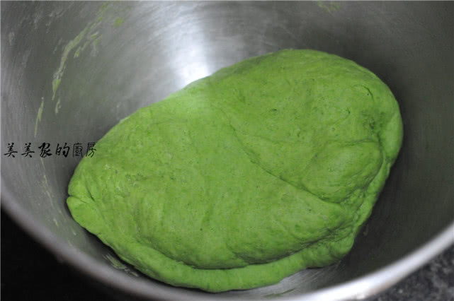 这菜农村到处都是,人称“百草之王”,4月最鲜嫩,做馒头特香!