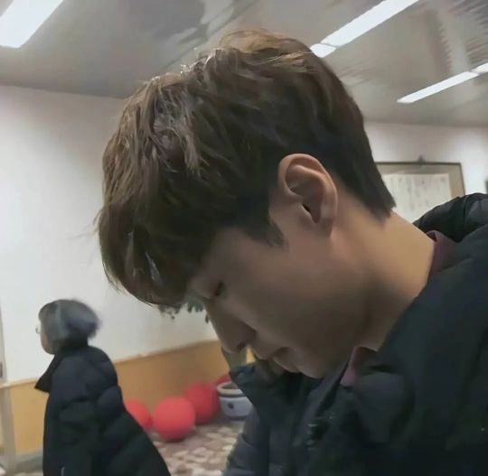 张艺兴头像高清帅气图文,张艺兴头像霸气图文