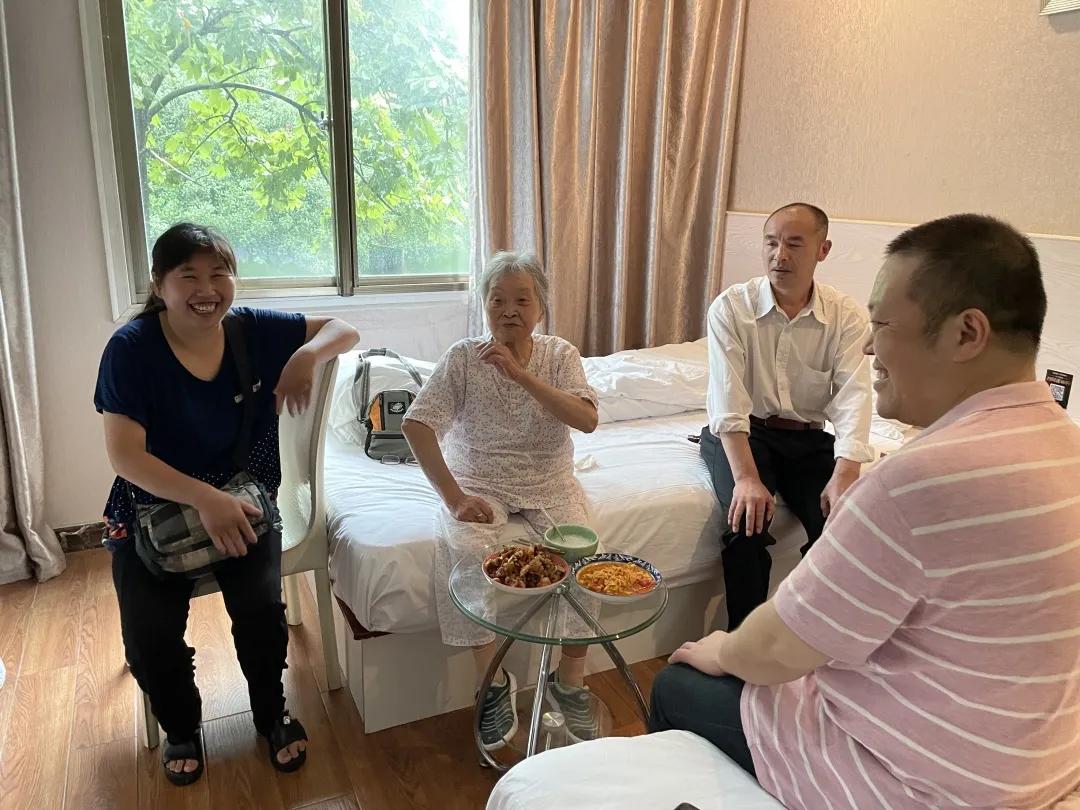 85岁老人张奶奶近况,张奶奶83岁