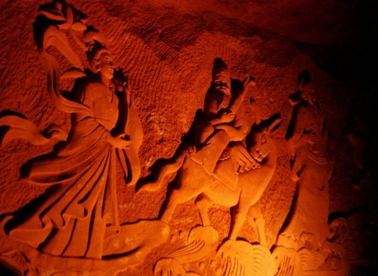 探秘现实中的水下龙宫神秘又辉煌,中国最灵的龙宫在哪里