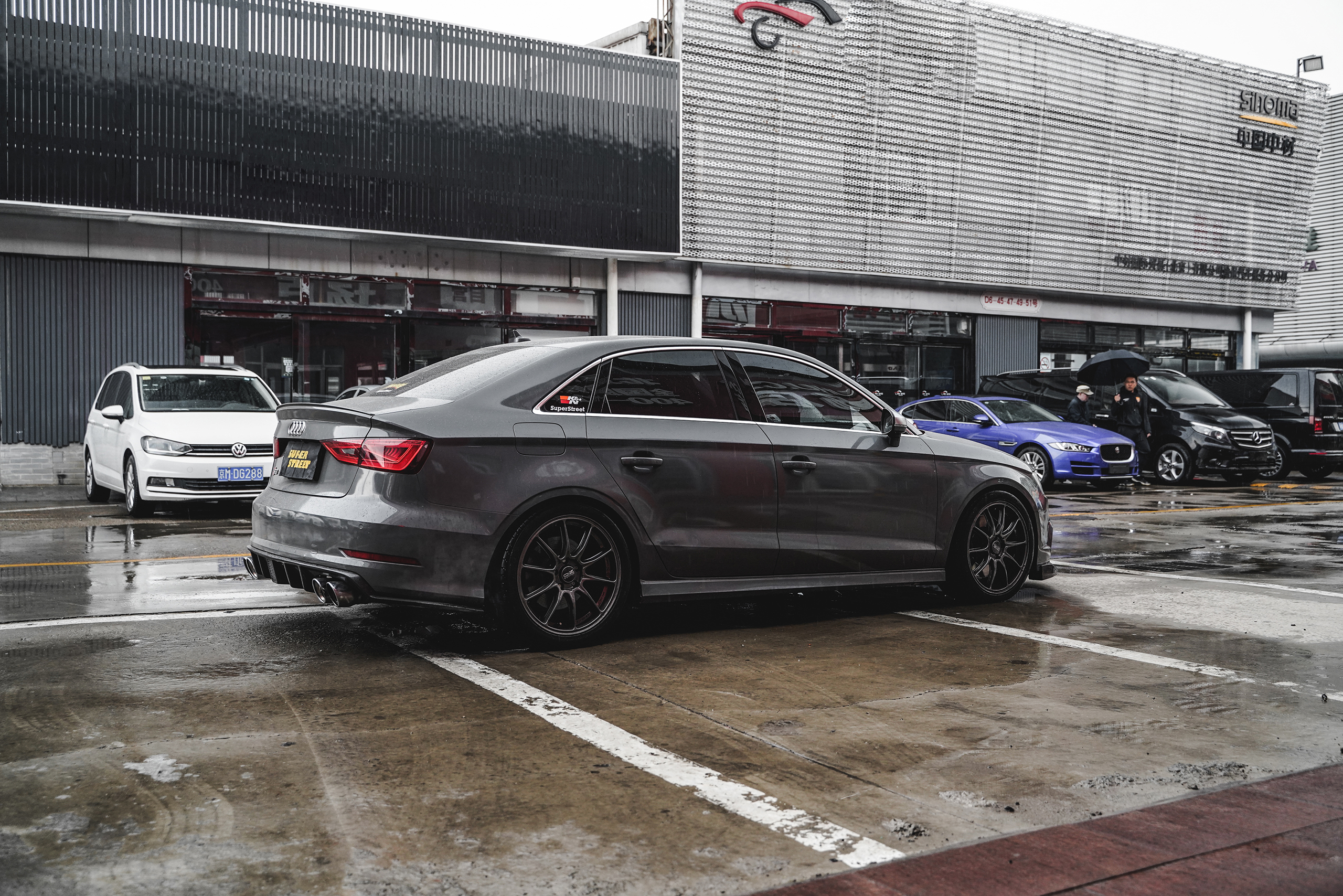 奥迪s3绞牙避震效果图,奥迪s3改装大涡轮