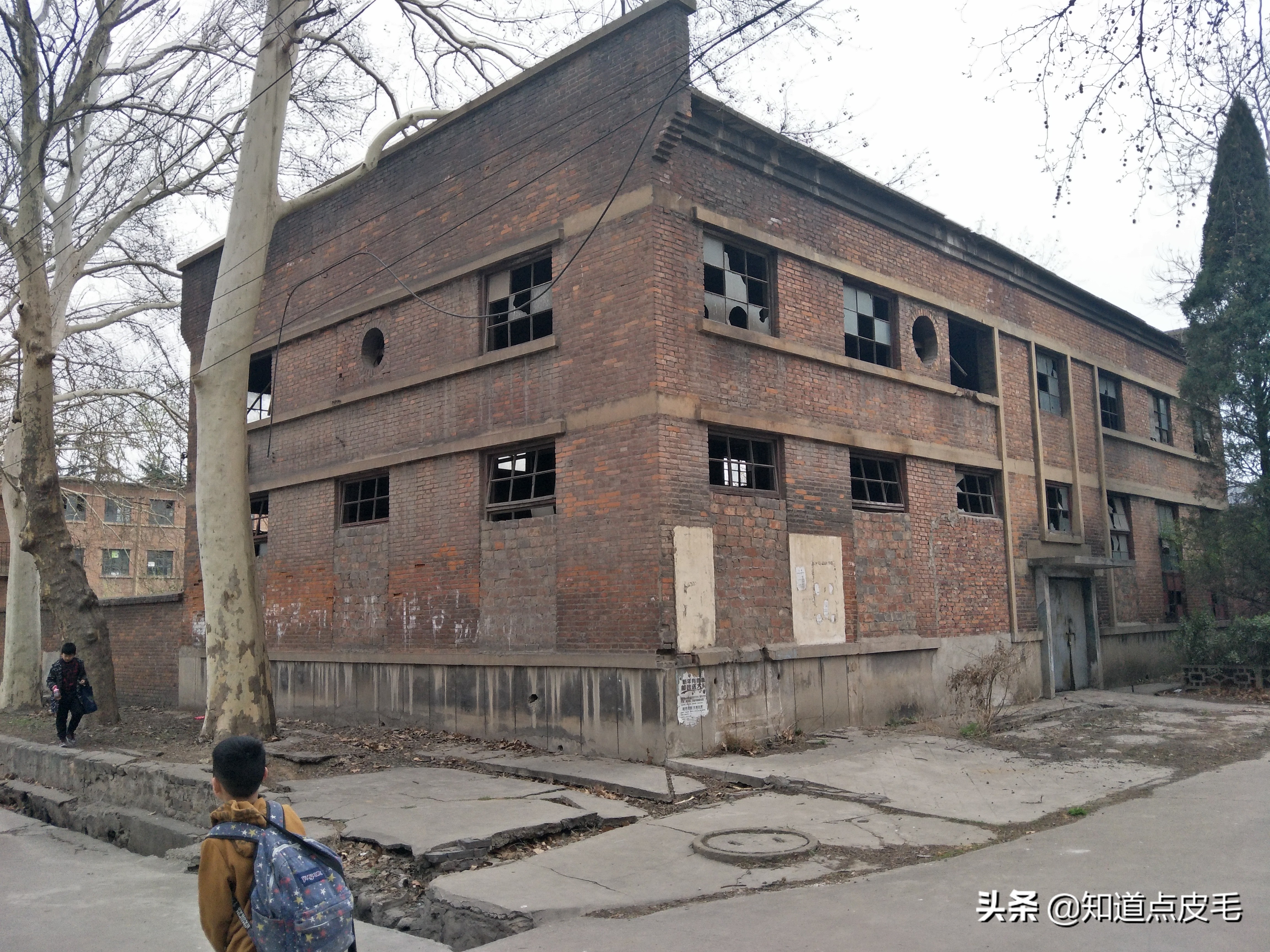 童年的回忆农村,童年的回忆维吾尔族