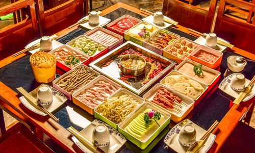 火锅美食文化,为什么火锅那么多人喜欢吃