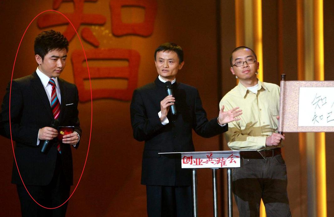 央视主持芮成钢，曾是高考状元世界红人，为何会沦为“阶下囚”？