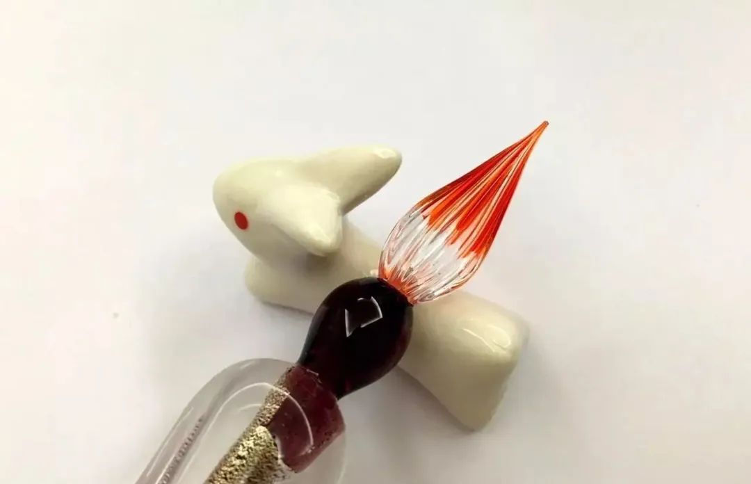 钢笔测评容易出笔锋,钢笔测评方便上墨