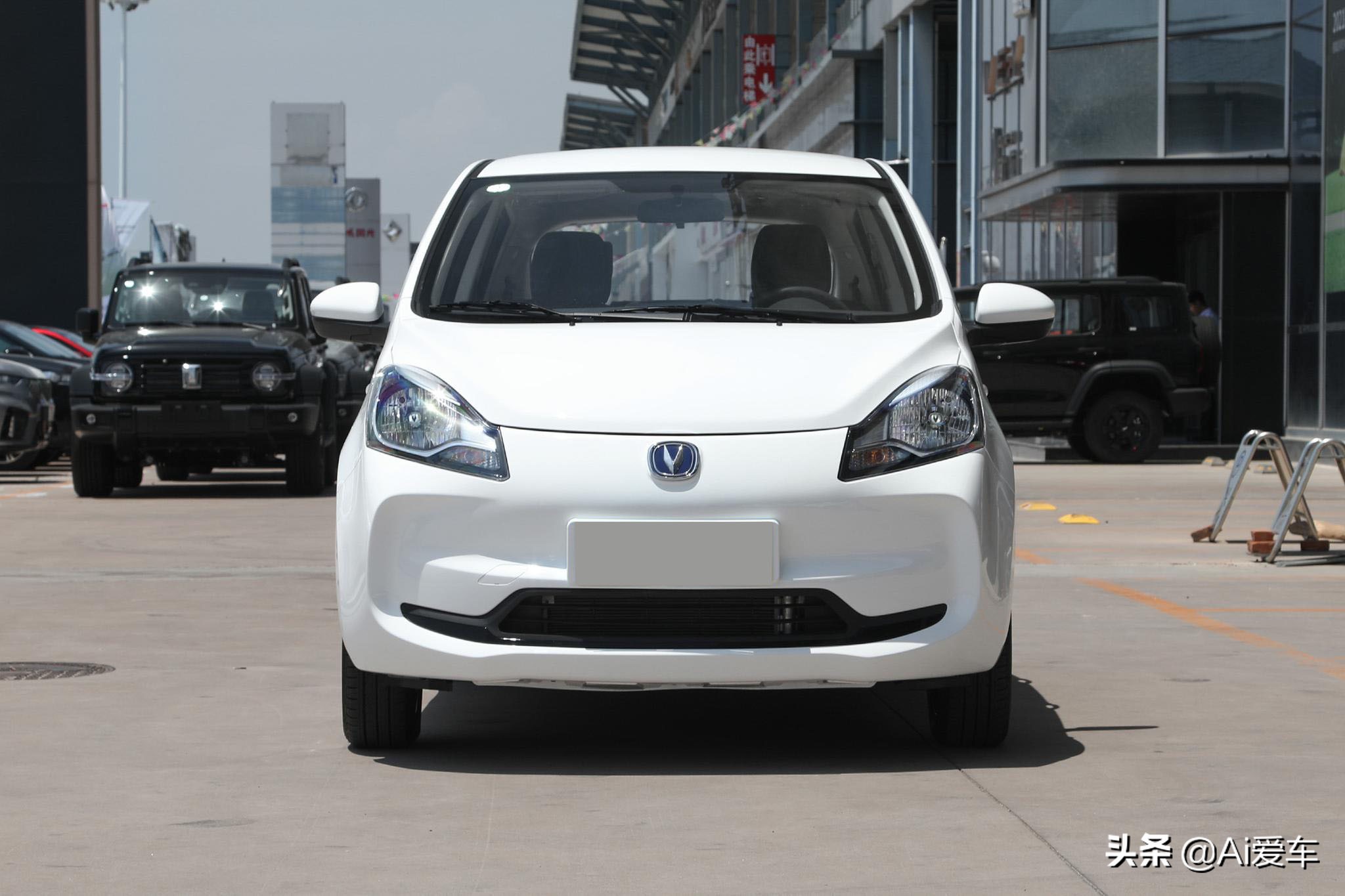 模仿长安奔奔e-star的老年代步车,最新款长安新能源奔奔e-star