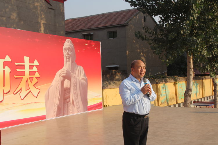 祭孔大典的观后感,祭孔拜师仪式的新闻采访
