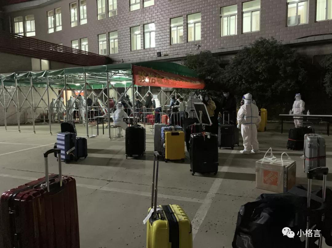 加拿大回国需要转机的在哪里隔离,加拿大回国经历