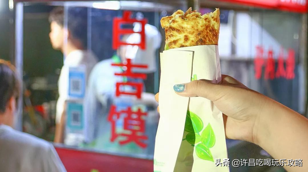 许昌学院南门好停车吗,许昌学院南门附近美食