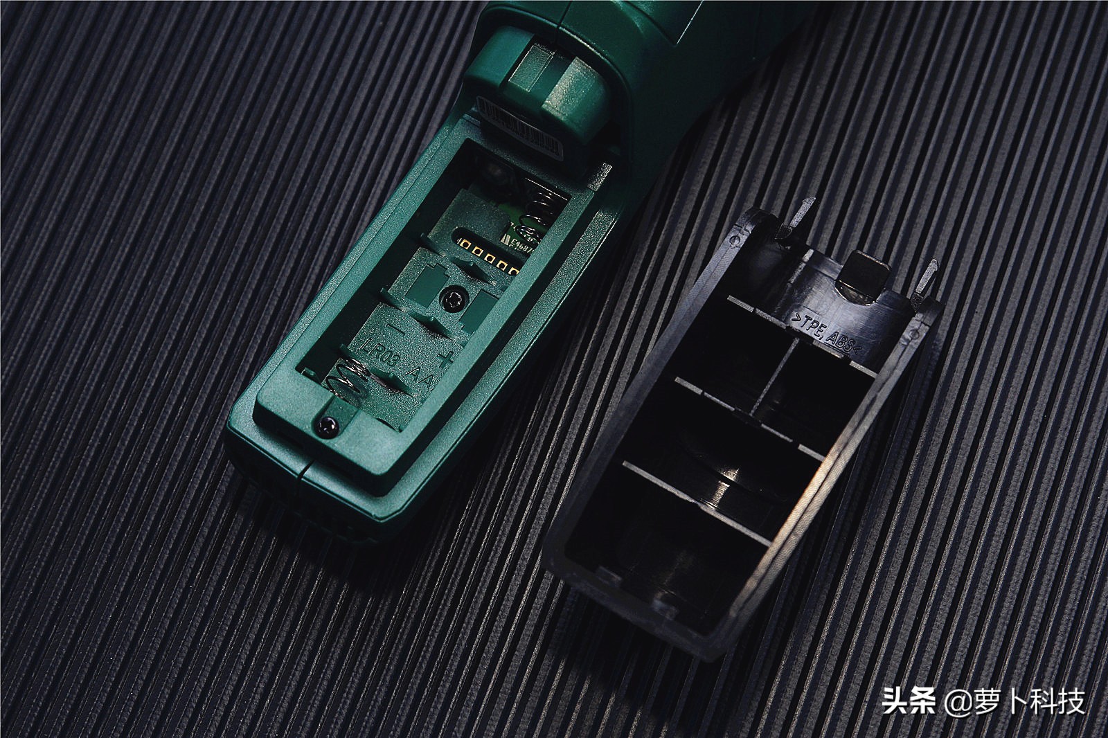 世达红外测温仪使用方法,红外人体测温仪医用高精度