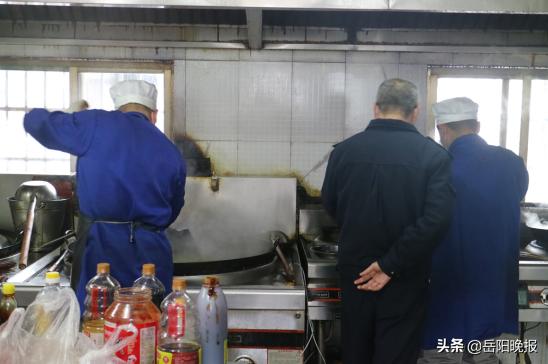 后勤保障助力前线作战,强有力的后勤保障抗击肺炎