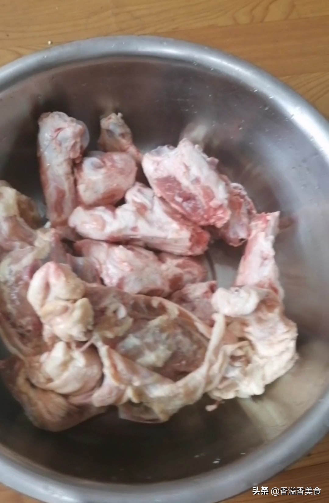 高汤熬汤怎么熬制才最好喝,高汤熬制方法牛骨头汤