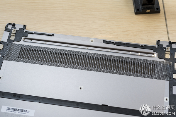 怎么清理笔记本电脑的灰尘,笔记本电脑太慢了怎么清理