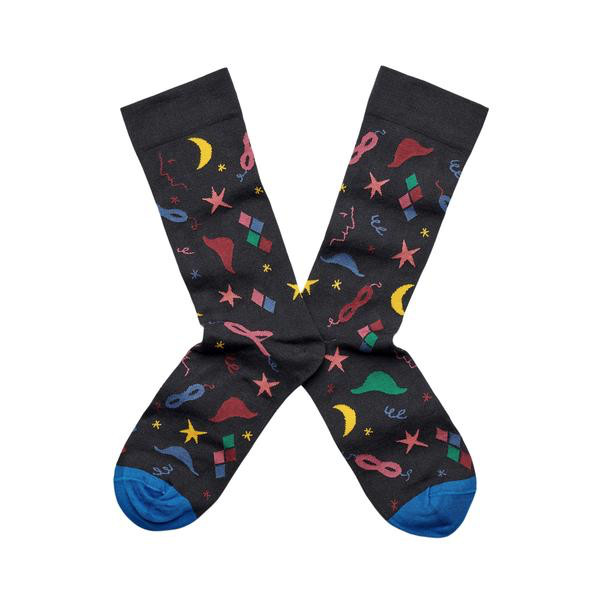 谁说袜子很无趣？BonneMaison，每一双袜子都存在强烈的故事感！