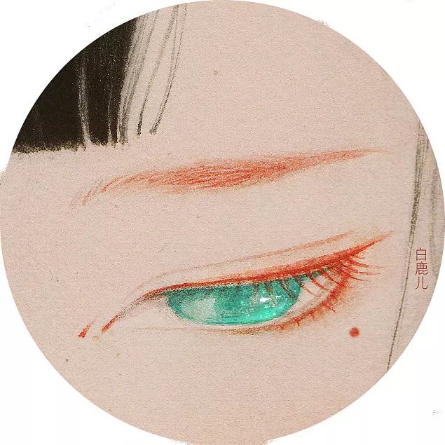 玉手青丝美女图片,一袭白衣清冷出尘的古风美人