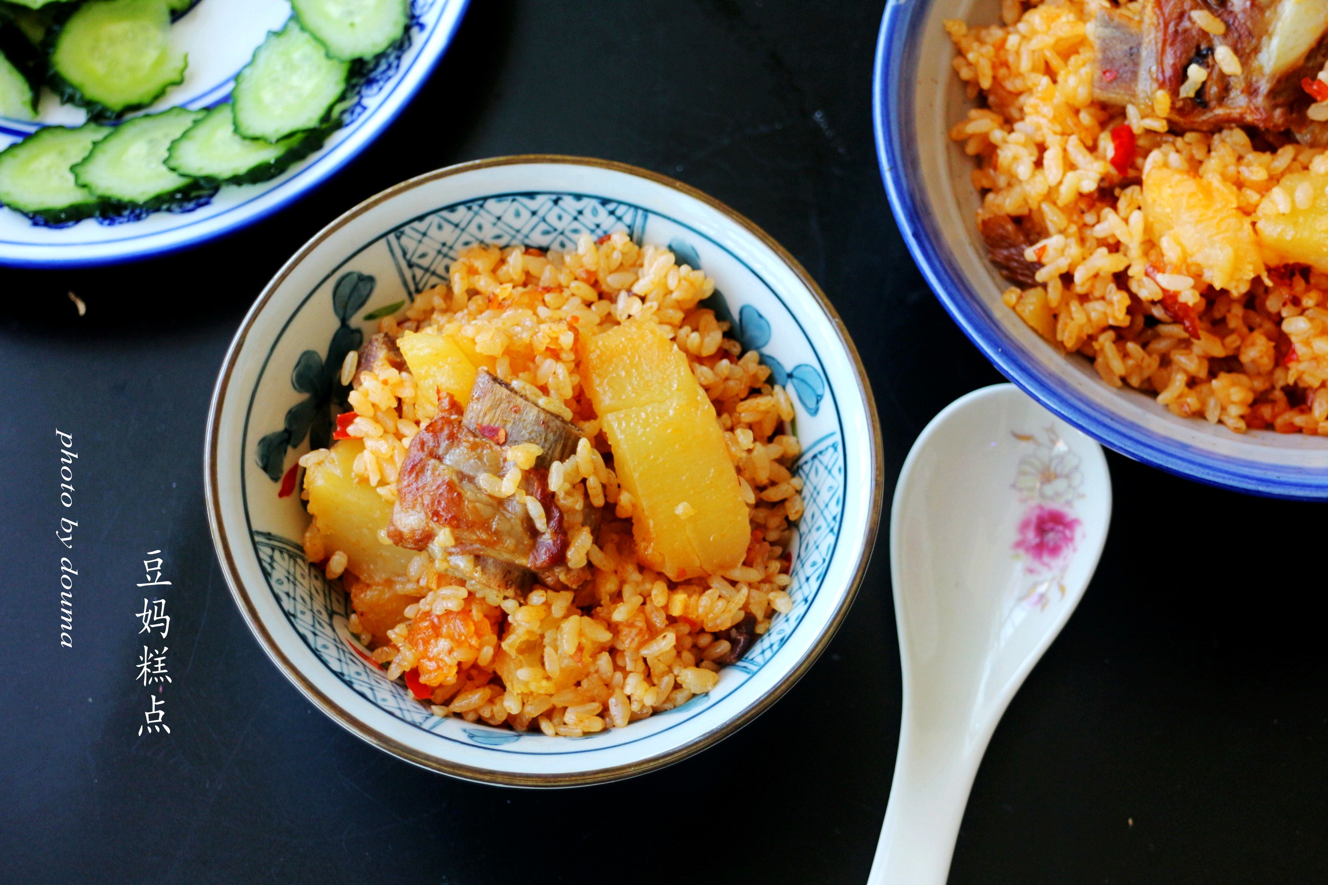 电饭煲焖饭菜饭一起做,电饭煲怎么做最好吃最简单