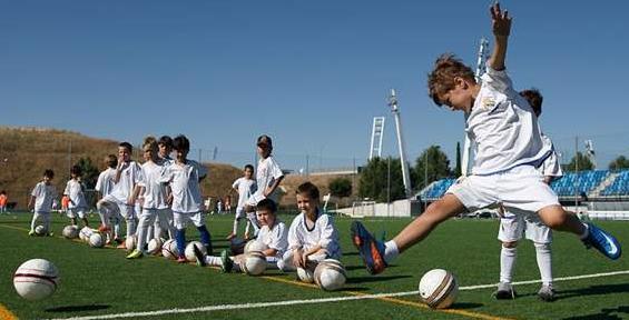 中国青训vs皇马青训,向国足学习