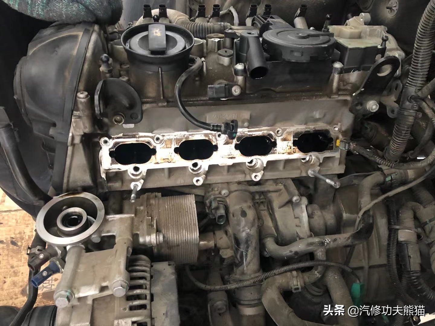 奥迪q5烧机油狂飙,奥迪q5烧机油且发动机抖动