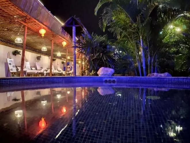 河源养生温泉泡起来！康泉十八·云溪温泉度假村，泡偏硅酸温泉