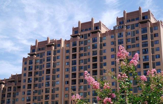 分期买房合适还是全款买房合适,到底是贷款买房还是全款买房