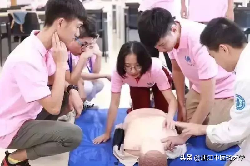 高校三下乡社会实践优秀个人材料,三下乡社会实践活动荣获奖项