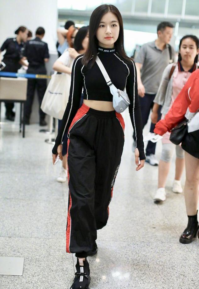 圆脸女生适合的仙气发型,圆脸女生适合的齐肩发造型