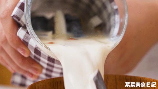 这一碗又润又美，电饭煲一键搞定！比敷面膜还管用