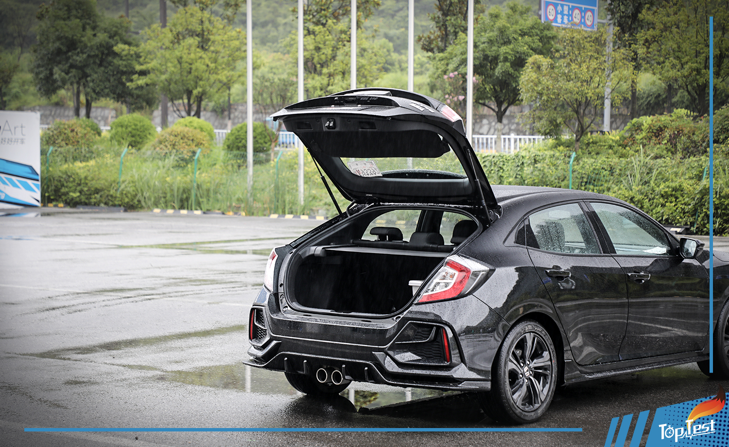 让追梦少年的情怀落地试驾东风本田思域Hatchback