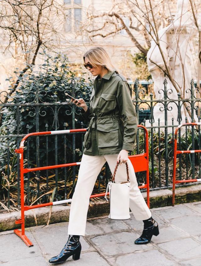 脚宽脚型不好看穿什么鞋,脚宽穿鞋子不好看学生