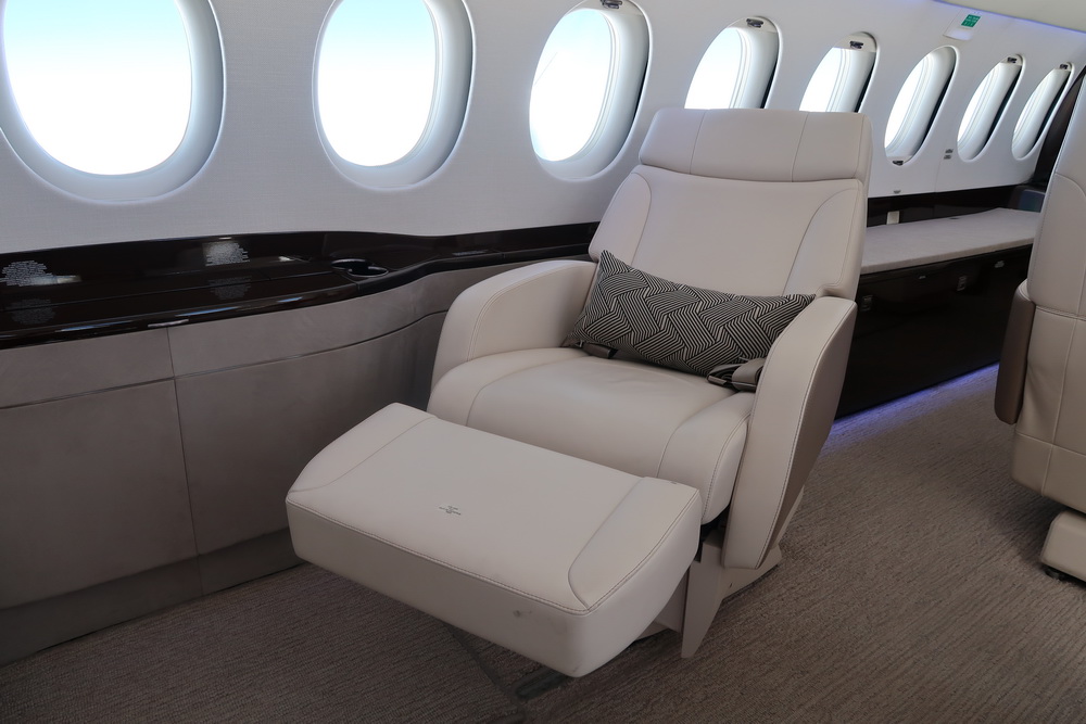 轻型飞机体验,猎鹰8x起飞