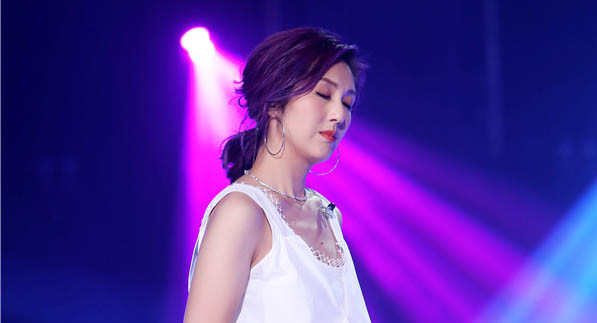 杨千嬅40到50岁,杨千嬅三十而已