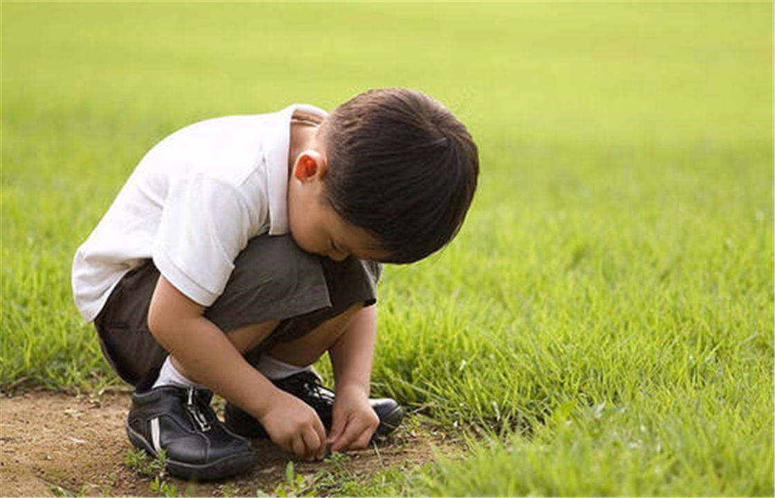 宝宝上幼儿园哭多久才适应,上幼儿园老是哭适应能力差怎么办