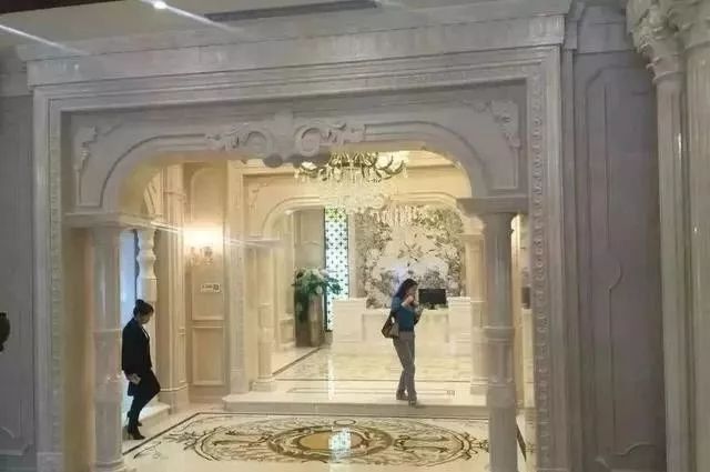 大理石极简垭口门套什么时候装,大理石垭口门套收边几公分好看