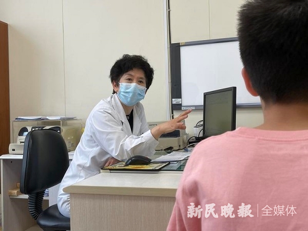 小孩不肯上学需要看心理医生吗,小孩不想上学需要看心理医生吗