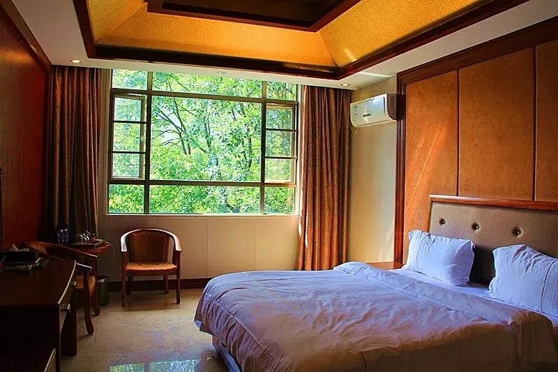 惠州罗浮山温泉旅游攻略,惠州罗浮山风景住宿区