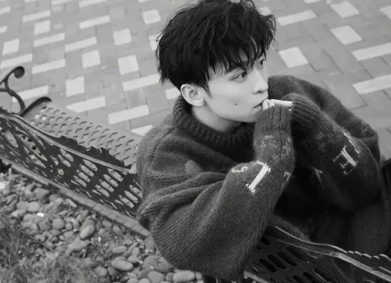 英年早婚的男星合集,英年早婚的男明星