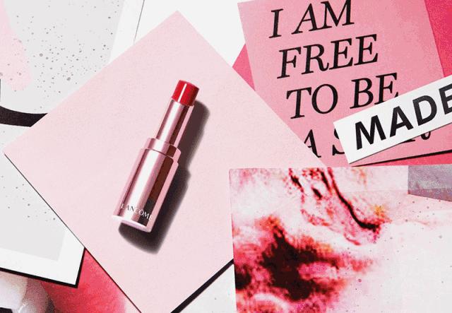 美女化妆涂口红高清自拍,99%的女生涂口红都会犯这个错误