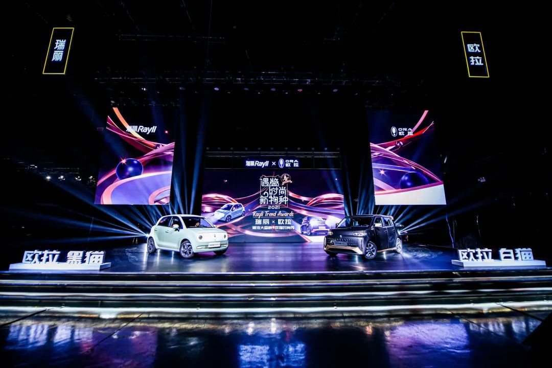 「价到」小野猫、新缤越、BJ40环塔冠军版，改装潮文化起飞