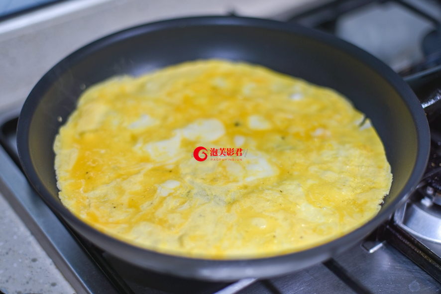 韩国的紫菜包饭的做法视频,正宗韩国紫菜包饭视频教程