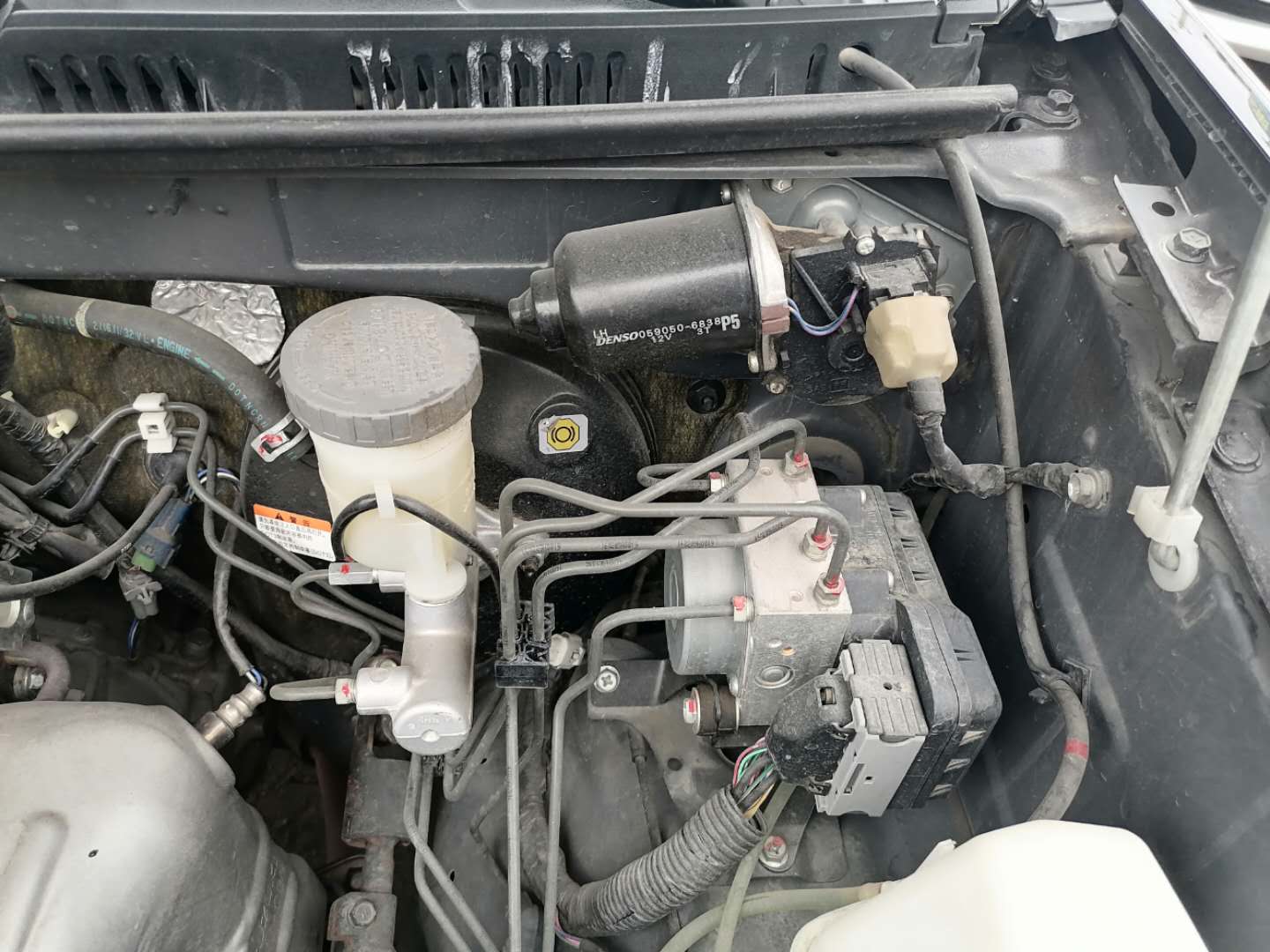 略显可爱的越野车铃木吉姆尼,二手吉姆尼越野能力有多强