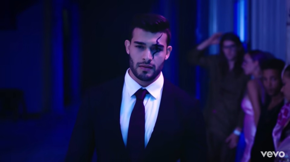 布兰妮官宣婚礼日期,布兰妮宣布订婚宴