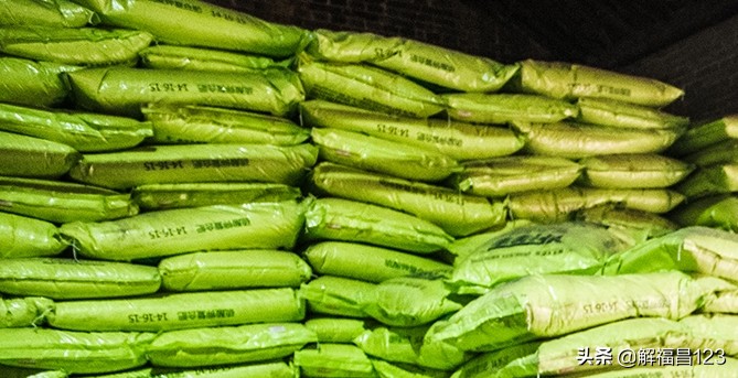 又到3·15谨防消费误区扰乱生活,聚焦3·15谨防消费陷阱