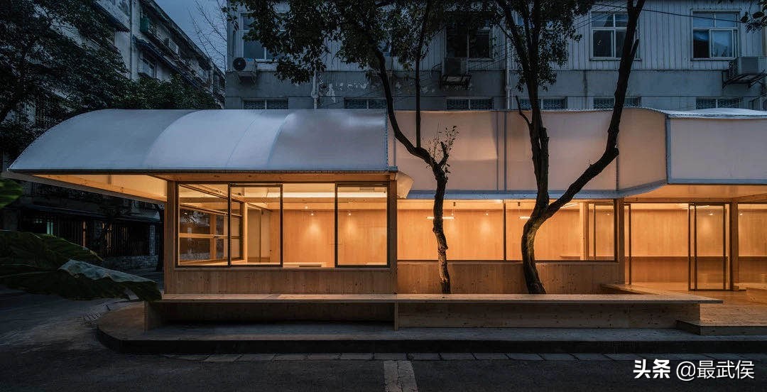 为什么长了一张脸做不了网红店,为什么长了一张脸却做不成网红店