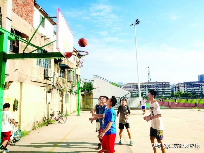 公共篮球场受伤,淮安治疗篮球伤痛