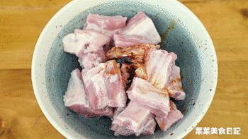 这道美食看着都能让人流口水,这道懒人美食你一定要学会