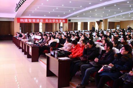 文科or理科？成外高新实力派校长李俊现场为莘莘学子指点迷津！