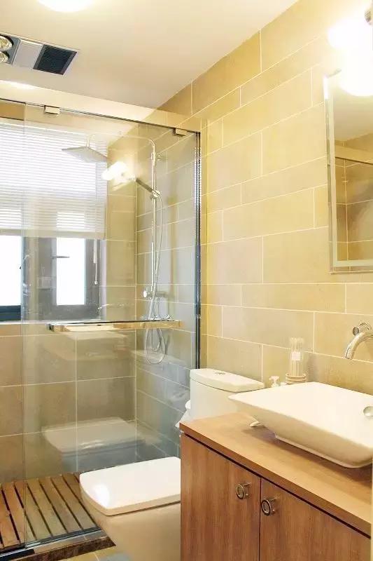 装修技巧小妙招卫生间装修效果图,卫生间600x1200上墙装修效果