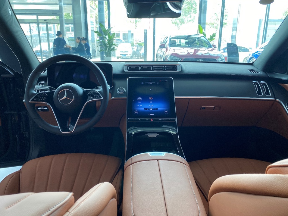 2020梅赛德斯奔驰s450l钻石白色,2022梅赛德斯奔驰s450l钻石白色